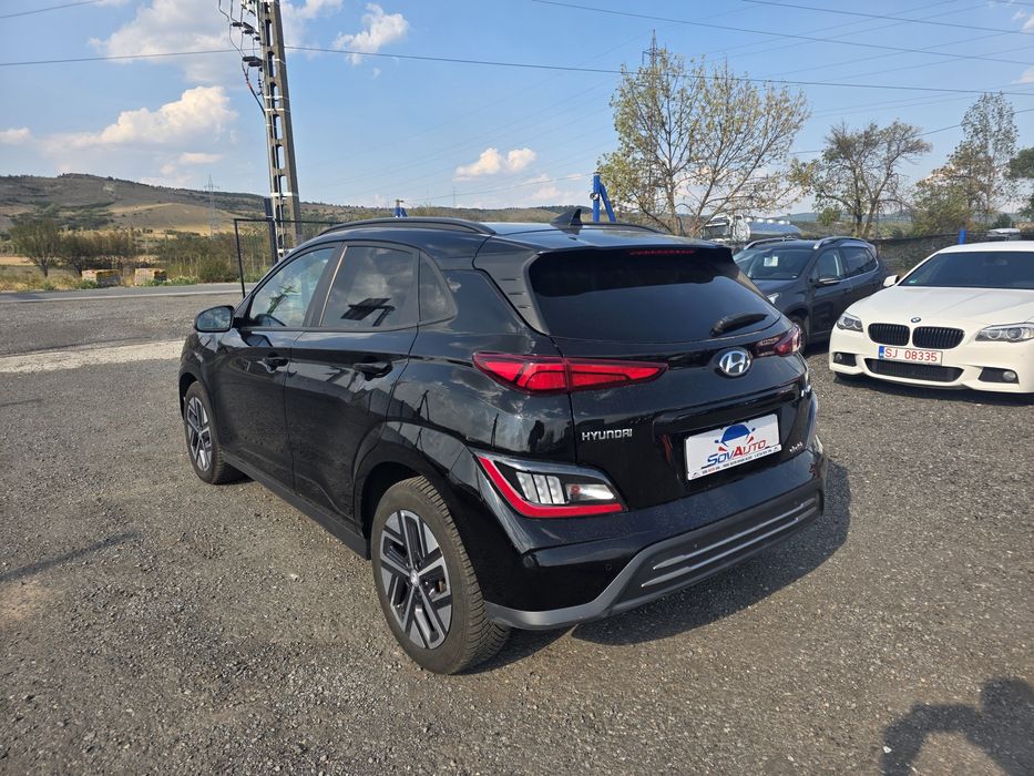 Hyundai Kona electric baterie mare 64kw 2021 facelift