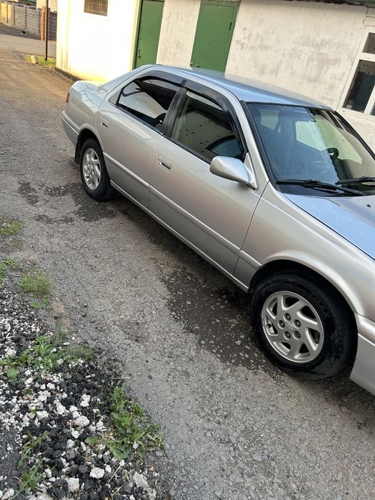 Toyota camry25 американец