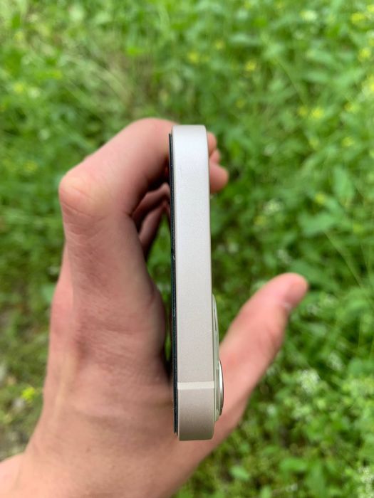 iPhone 13, vakumidan !