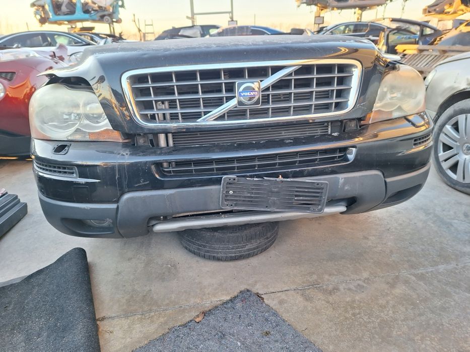 Предна броня с пръскалки Volvo XC90 / Волво ХЦ 90 2006г.