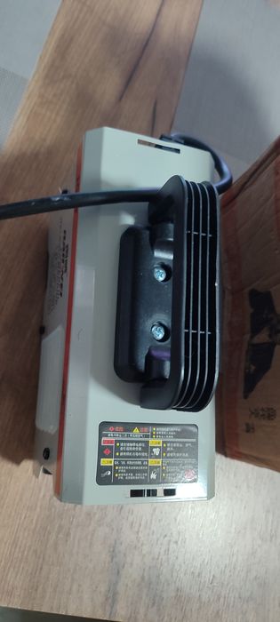 Продам срочно новый сварочный аппапат