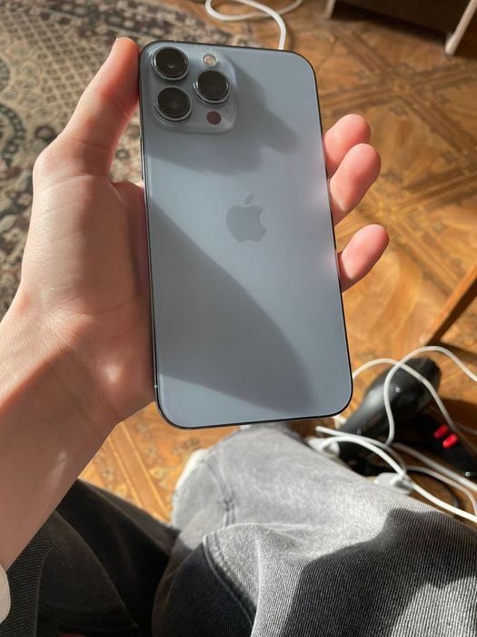 Продам или обменаю 13про макс