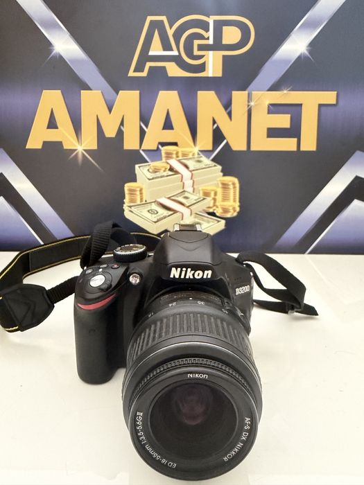 Nikon D3200 + obiectiv 18-55mm VR - stare foarte bună