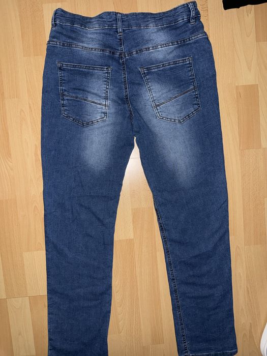 Тъмно сини дънки на Reserved - 170 см