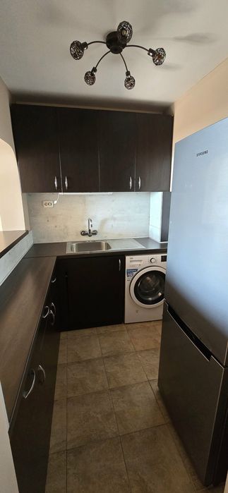 Продава се Двустаен апартамент в Бургас, Лазур - 64 кв.м за 2579 €/кв.м - Снимка #8