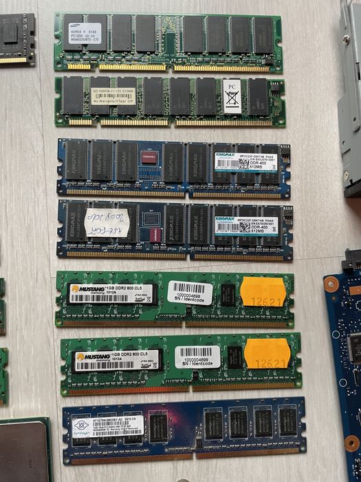 Piese pc si laptop adaptoare