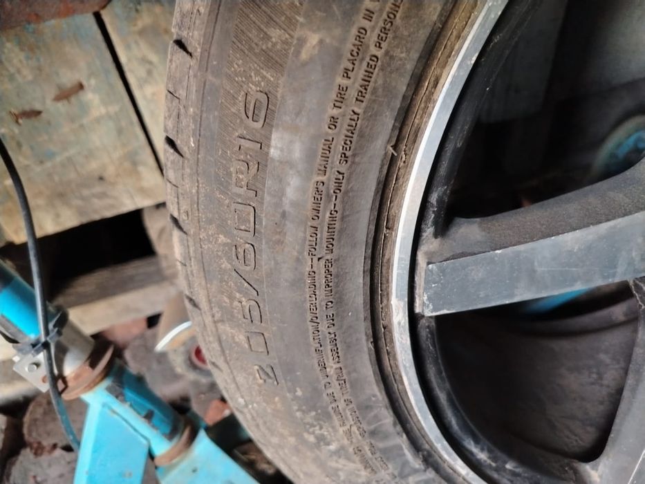 Продам диски с резиной