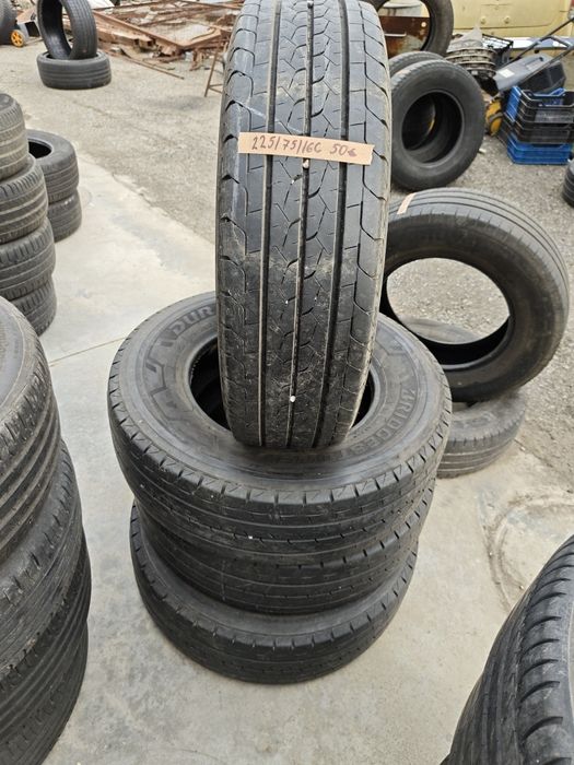 225/75/16C 121R/120R Brigestone Duravis