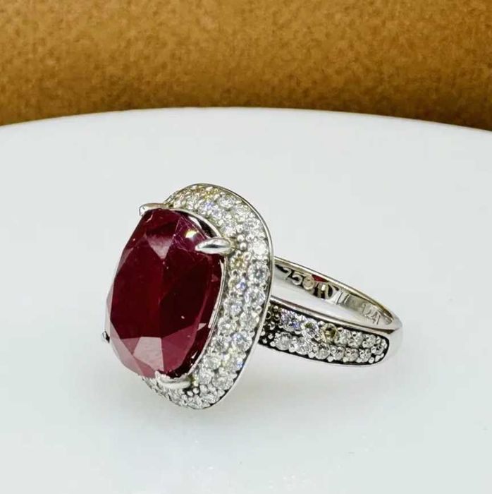 Natural Ruby (натуралний рубин)