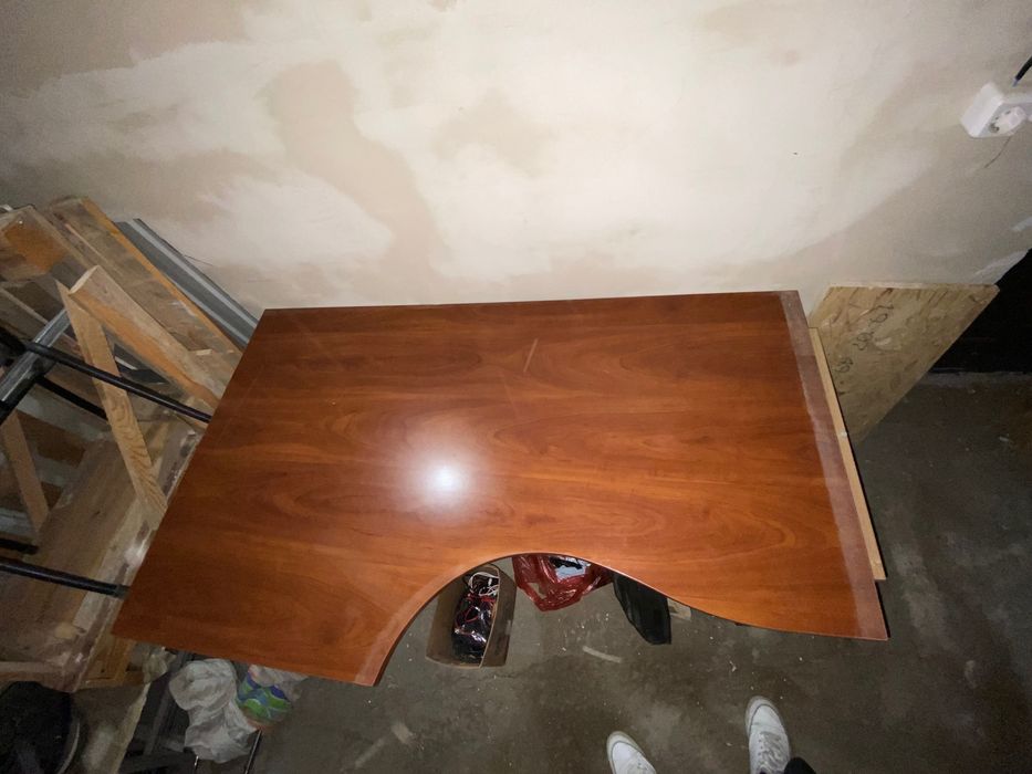 Стол компьютерный