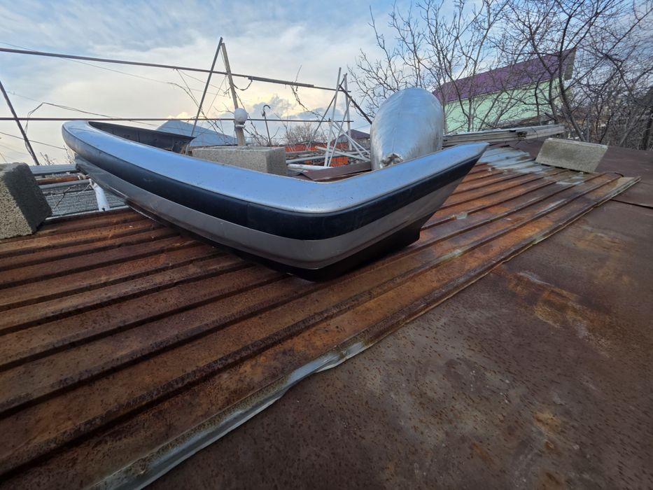 Задний бампер БМВ Е36 седан1991-95г.в.