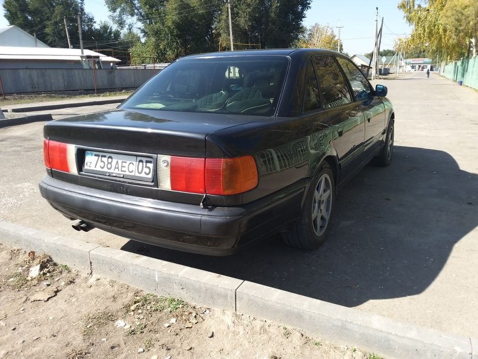 Ауди 100 с4 1993