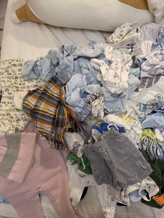 Продаём детские вещи для млаленцев