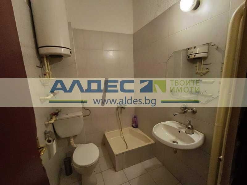 Дава се под наем Офис в София, Център - 85 кв.м за 663 € - Снимка #13