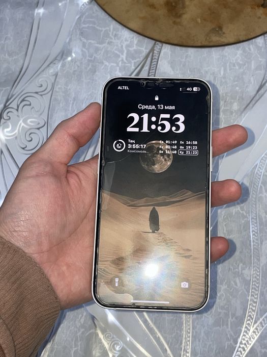 Продам айфон 13, белый, 128гб