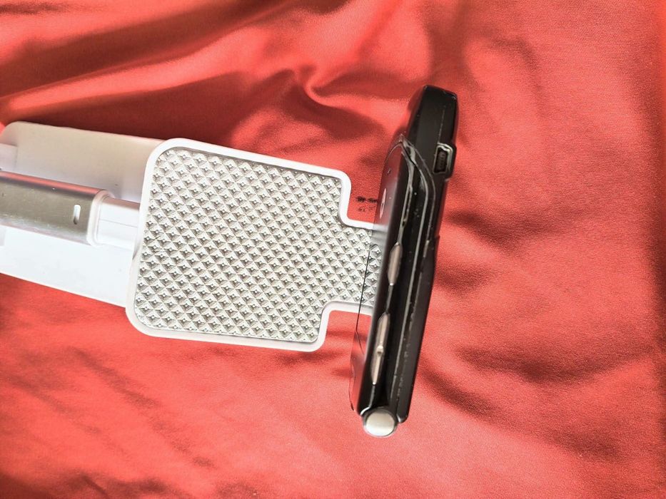 Motorola razr V3+charger original ( decodat, limba romana)