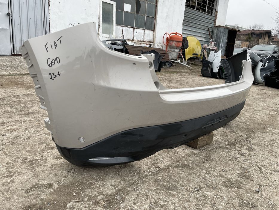 Задна броня да Fiat 600 Фиат 600  2024г-