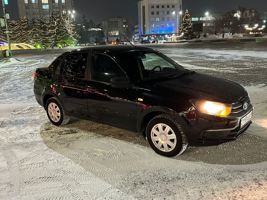 Продам Машину Гранта FL 2020 года