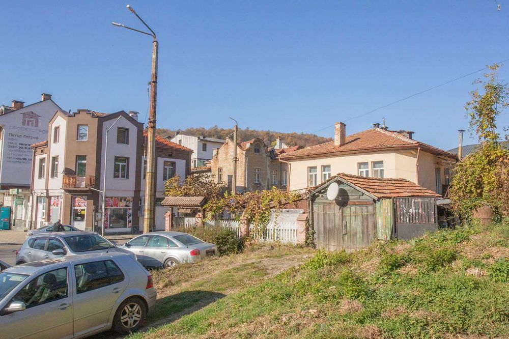 Продавам Лозата Шиваров мост