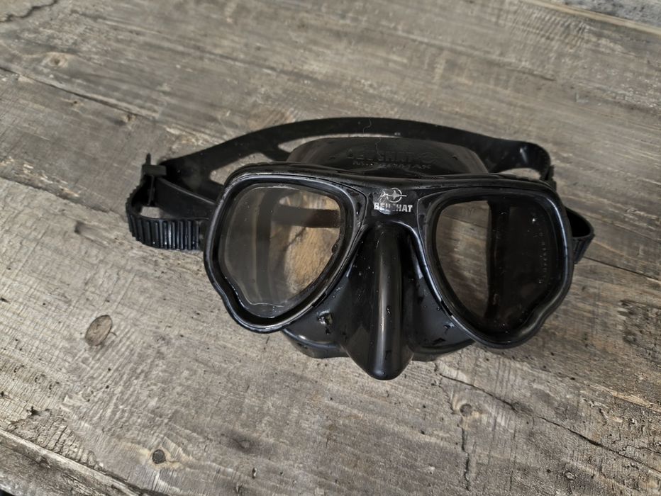 Продам маску бушат