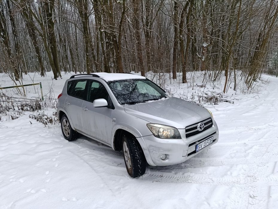 Vând/schimb Toyota RAV4 III