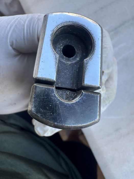 Dispozitiv pt reparatie usi