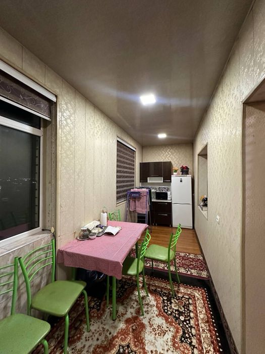 Сергелинский р-н Куйлюк массив 7 3/9/9 86м2 балкон 2х9