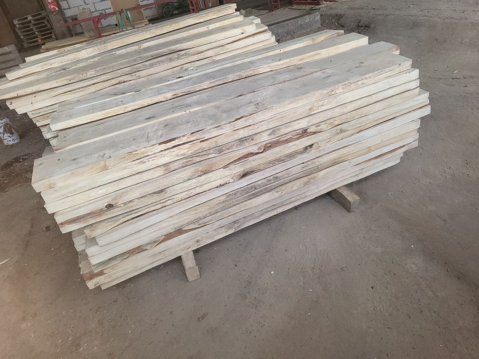 Деловая, сухая  береза