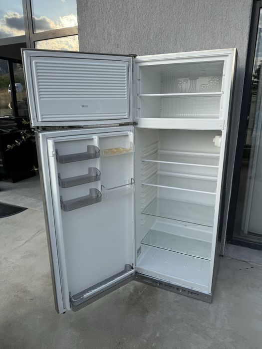 Хладилник Smeg Инокс 160см