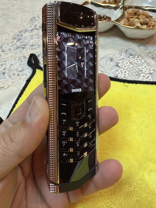 Vertu Signature S