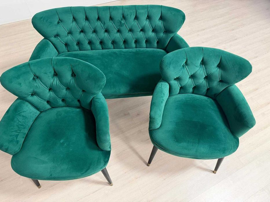 Vând Set Elegant Canapea 2 Locuri și 2 Fotolii – Catifea Verde Premium (Stare Impecabilă)