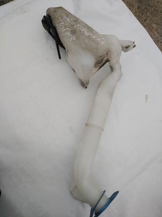 Vas lichid parbriz,Seat Ibiza 6 l motor 1.4 TDI cod motor BMS,an 02-08