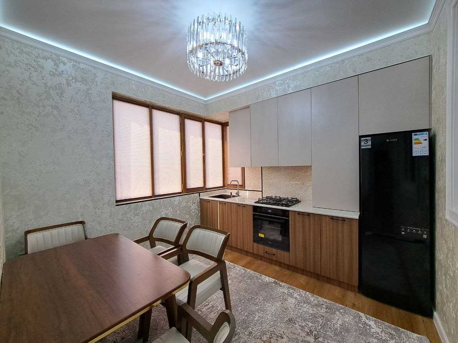 3х комнатная квартира на 9 этаже 75кв/м, в Самарканде