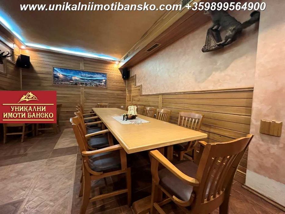 Просторна МЕХАНА за продажба в град Банско + собствена парна баня!