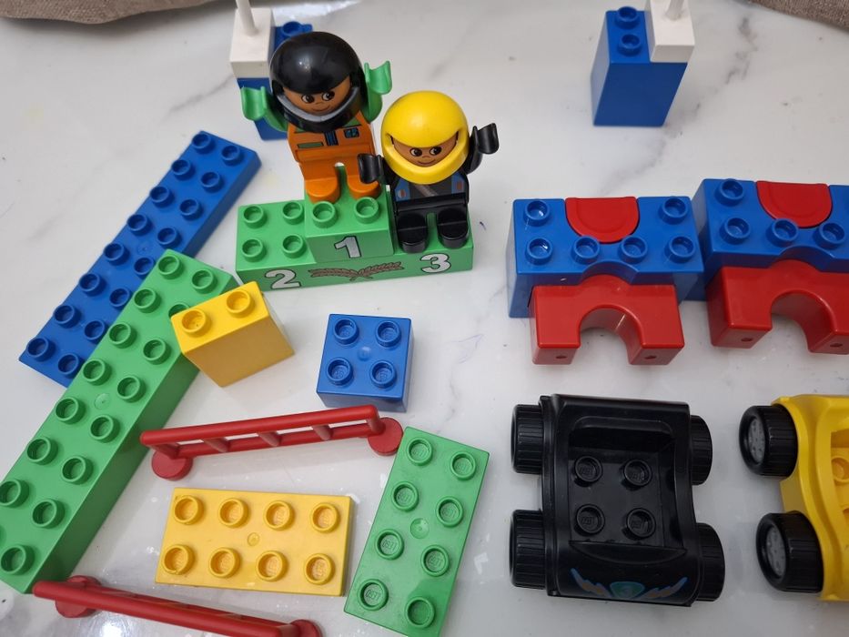 Лего дупло гонка