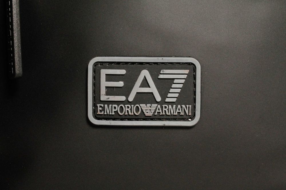 Borseta Armani neagra pentru barbati