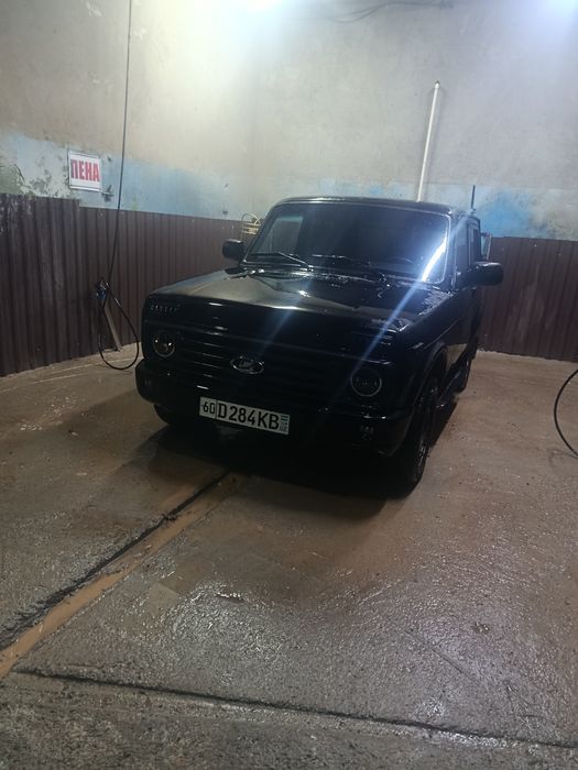 Vaz 2121 niva xolatti zor orqa oldi torttadi gazi yo qoyilmagan
