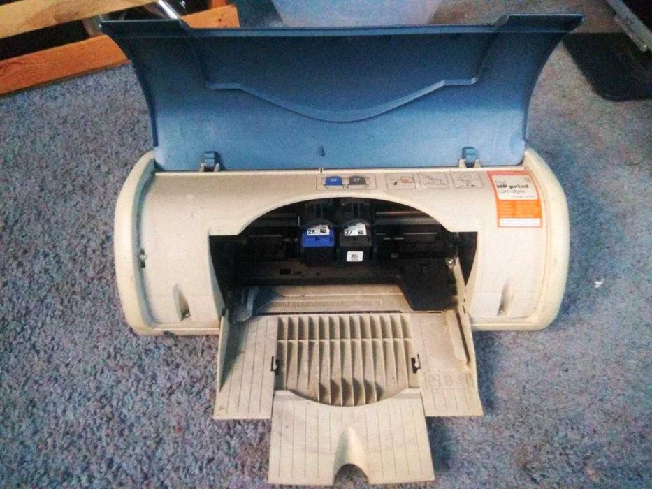 принтер HP Deskjet 3744