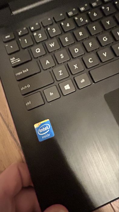 Laptopuri pt piese sau buy back