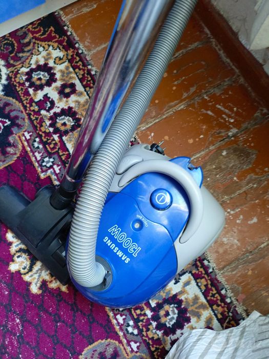 SAMSUNG 1300 W Pilisos Sotiladi Srochna !