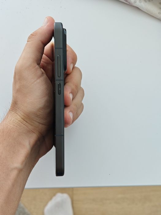 Xiaomi 15 / 12GB RAM/ 256 GB