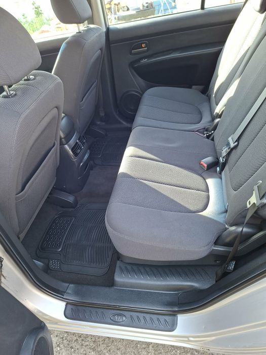 KIA Carens 2008 — imagine 5