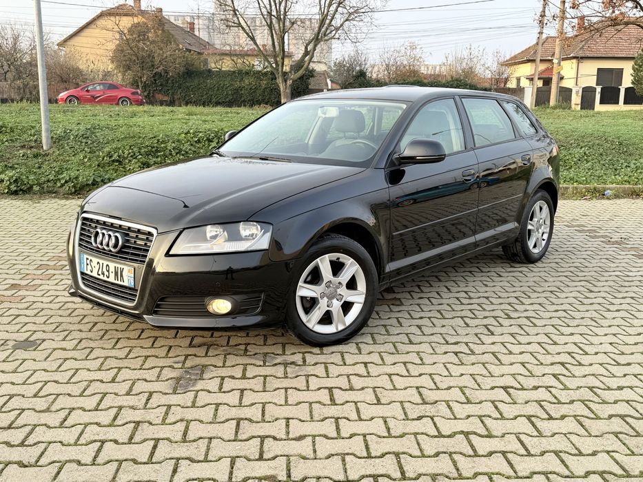 Audi•A3•Sporback•1.6 Tdi•105cp•2010 Euro5•Clima•incalzire scaune•pilot