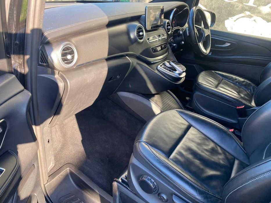 Dezmembrez mercedes v class w447 AMG/interior w447/pacht amg w447/stop