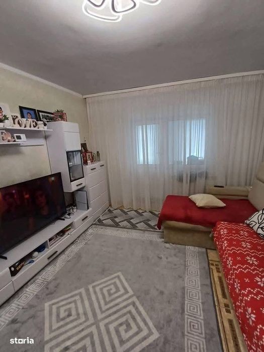 De vanzare apartament cu 2 camere, mobilat și utilat 43.000euro