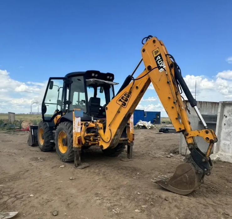 Экскаватор погрузчик гидромолот телескоп. Мини экскаватор.