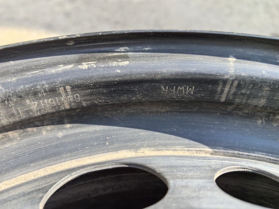 16 цола 4 х 108 мм Ситроен / Пежо - 6 инча / ЕТ 23