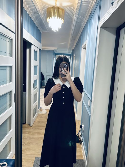 Черное нарядное платье