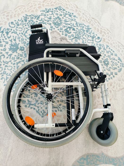 Продам инвалидное кресло