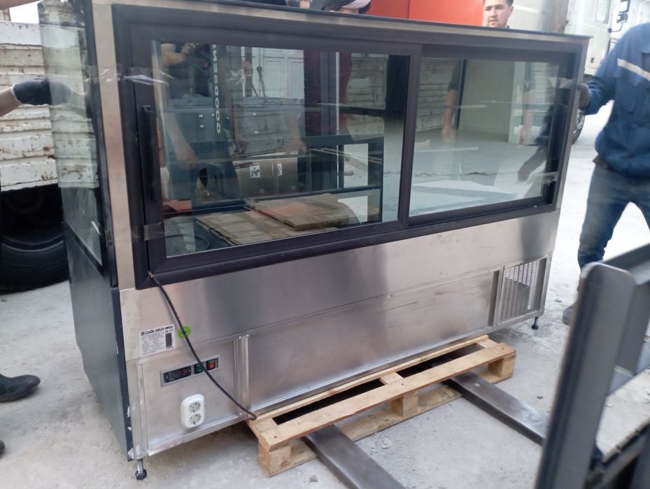 Холодильник витрина, Производства Турция, Фирма Гаглаян!!? Качество ок